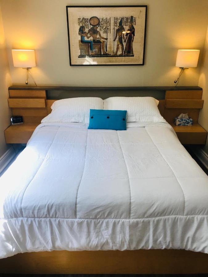 Auberge De Mon Petit Chum B&B Wakefield Εξωτερικό φωτογραφία